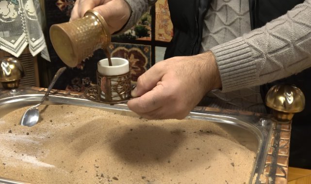 Kumda değil, tuzda pişen Türk kahvesi
