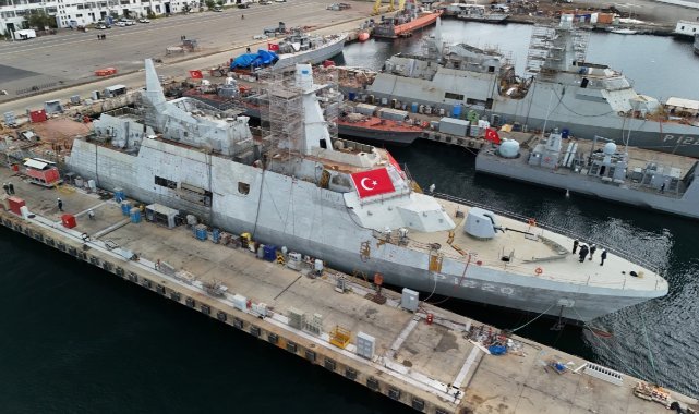 Milli karakol gemisi TCG AKHİSAR yerli ve milli silah sistemleriyle dikkat çekiyor