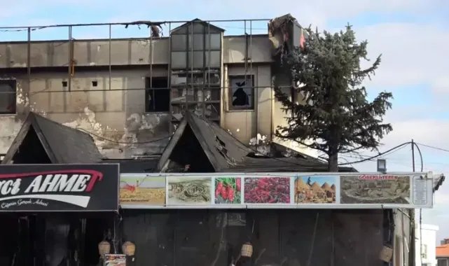 Temizlik işçisinin öldüğü, 17 kişinin etkilendiği restoran yangınındaki panik ve korku kamerada