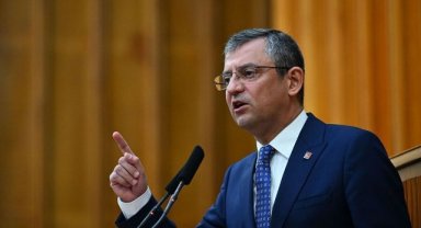 Özgür Özel, 414 belediye başkanını Ankara'ya çağırdı