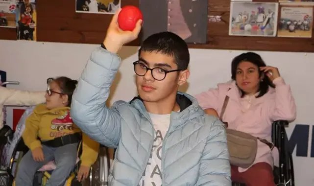 SP hastası Şaban’ın hedefi Boccia sporunda Türkiye şampiyonluğu