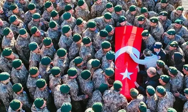 Tunceli'de şehit olan polis memuru, törenle memleketine uğurlandı