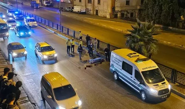 Üst geçide 20 metre uzaklıkta otomobilin çarptığı yaya, hayatını kaybetti