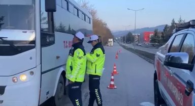 2 milyon 835 bin araçta denetim; 459 bin sürücüye ceza