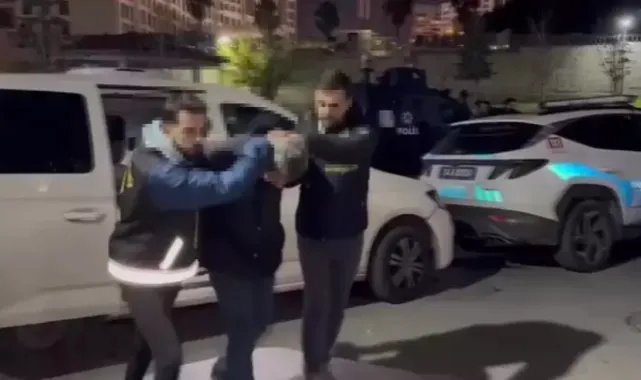 Ataşehir'de evine giden kadının çantasını çalan kapkaç şüphelisi tutuklandı