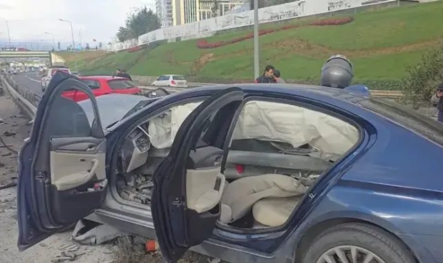 Ataşehir'de otomobil bariyere saplandı: 2 yaralı