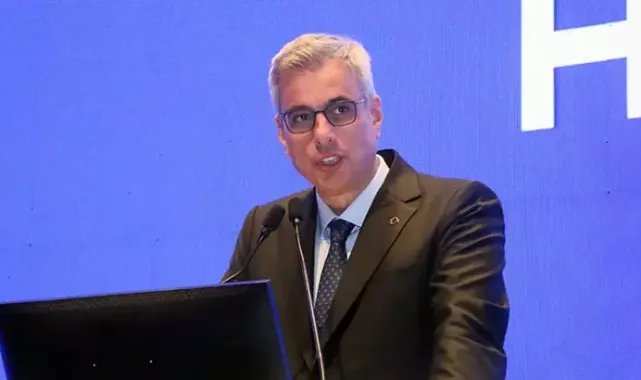 Bakan Memişoğlu'dan 'Yeni bir şey üreteceğim' diyen hekimlere destek
