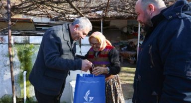 Başkan Günay’dan ‘Pastalı’ Yeni Yıl Sürprizi