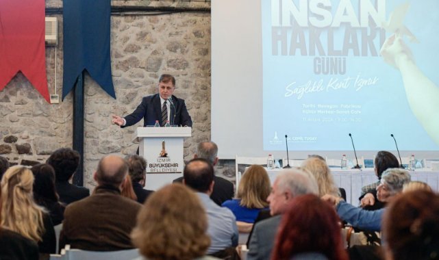 Başkan Tugay’dan İnsan Hakları Günü etkinliğinde açlık, yoksulluk, işsizlik mesajı: Dur demenin zamanı bugündür