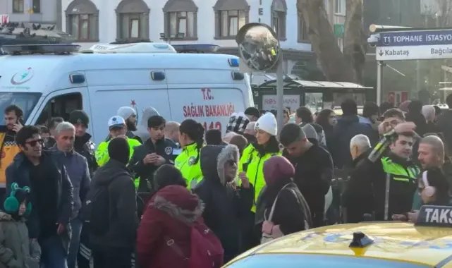 Beyoğlu'nda 79 yaşındaki adam tramvayın altında kaldı
