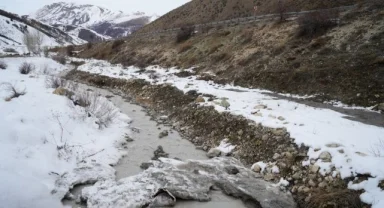 Bitmeyen tünel çevreyi kirletiyor