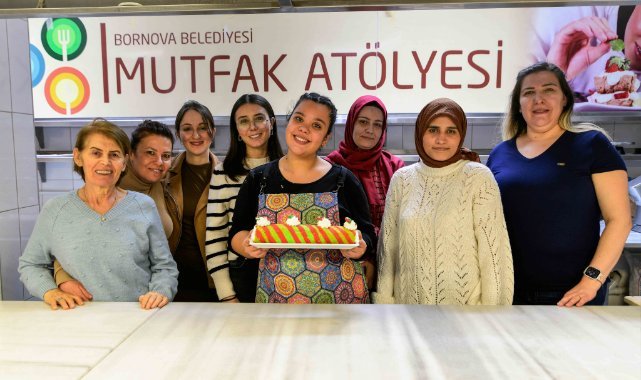 Bornova'da Yılbaşı atölye çalışmalarıyla renkleniyor