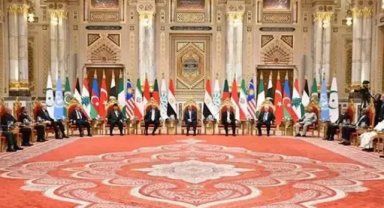 D-8 Teşkilatı 2025 Zirvesi Endonezya'da düzenlenecek