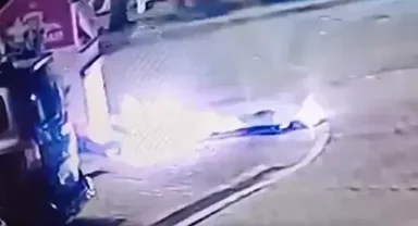 Esenyurt'ta yatağı böyle ateşe verdi