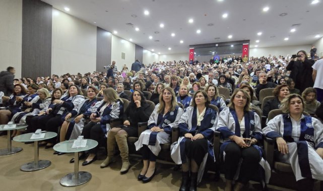 EÜ Hemşirelik Fakültesi hemşire adayları üniformalarını giydi