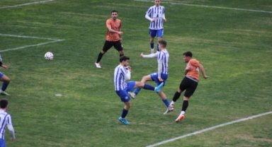 EÜ Spor Kulübü ve Denizspor karşılaşmasında kazanan çıkmadı