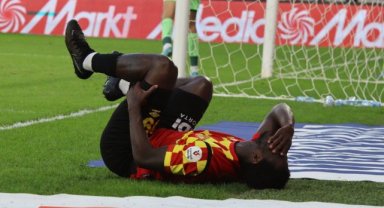 Göztepe'de Datro Fofana ameliyat oldu