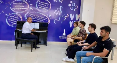 İzmir Büyükşehir Belediyesi yetenekli gençleri konservatuvar sınavlarına hazırlıyor