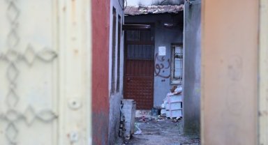 İzmir’de yaşayan bazı Suriyeliler dönüş hazırlığında: İlanlar veriliyor
