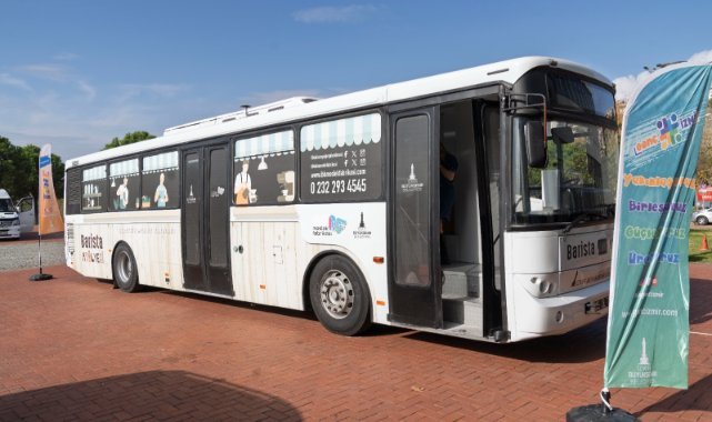 İzmir’in Mobil Barista Otobüsü yollarda