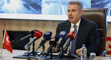 İzmir Valisi Elban: “Yeni yıl için 15 bin 124 personelimiz sabaha kadar görev yapacak”