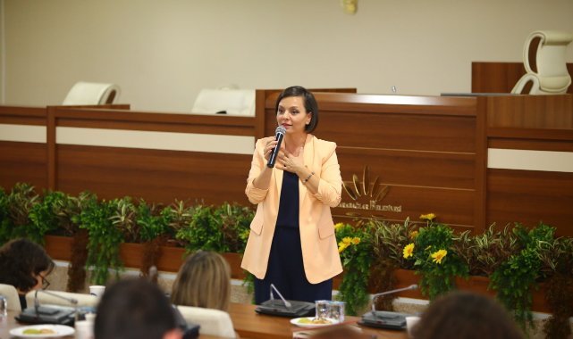 Karabağlar'da Dijital Dönüşüm Başlıyor: 1 Ocak 2025'te E-İMAR'a tam geçiş