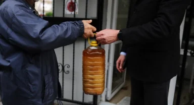 Karşıyaka’da 3 ton atık yağ geri dönüşüme kazandırıldı