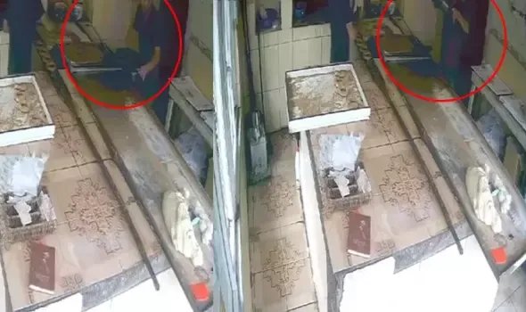 Kızgın pekmezi başından aşağı döken fırın çalışanı ağır yaralandı
