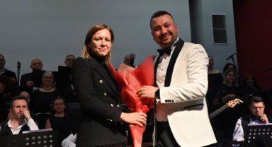 Manisa’da “Umut Veren Türküler” Yankılandı