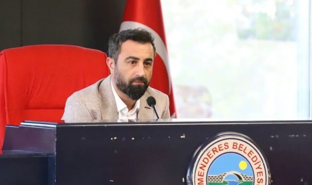 Menderes Belediye Başkan Yardımcısı'na yumruklu saldırıya 2 tutuklama