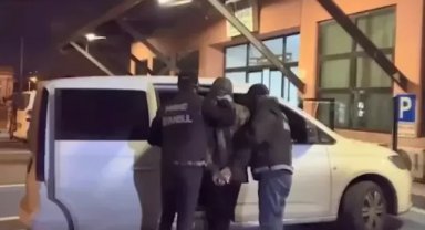 Rapçi 'Sansar Salvo' tutuklandı