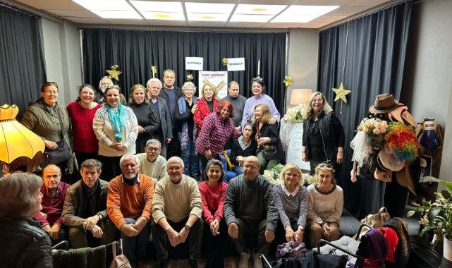 Tuğçe Kantaroğlu hikaye yarışmasında: Türkiye'de 2. oldu ve ödülünü aldı
