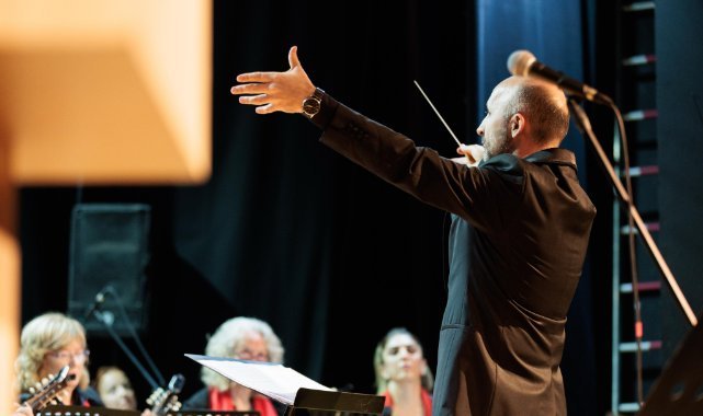 Türk kadınının gurur gününde muhteşem konser