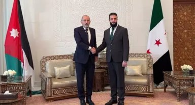 Ürdün Dışişleri Bakanı Safedi, Şam'da Ahmed Şara ile bir araya geldi