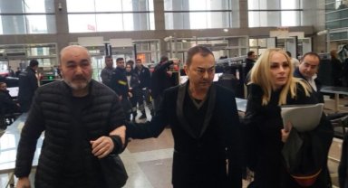 Yasak bahse teşvik iddiasıyla hakim karşısına çıkan Serdar Ortaç’a 3 yıla kadar hapis talebi