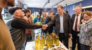 Zeytin ve sanat Urla'da buluştu