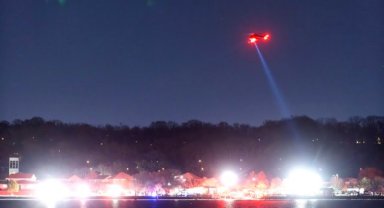 ABD Başkanı Trump uçak kazasında kuleyi suçladı