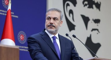 Bakan Fidan: Suriye'de YPG'ye yeni yönetim veya biz operasyon yapabiliriz