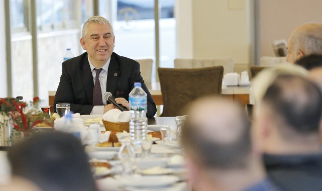 Başkan Çelik Gazeteciler gününde bölge Gazetecileriyle bir araya geldi