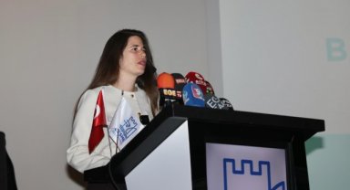 Başkan Denizli, Çeşme’nin geleceğini şekillendirecek projeleri anlattı