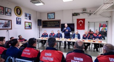 Başkan Tugay 2025’i nöbetteki itfaiyecilerle karşıladı: Hepiniz birer kahramansınız