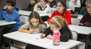 Bornova’da çocuklarla birlikte “İklim Dostu Gelecek”