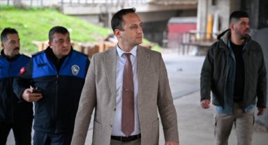 Bornova’da viyadükaltı pazaryerine düzenleme