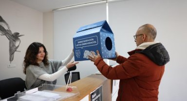 Çeşme Belediyesi’nden sokaktaki minik patilere sıcak bir yuva!