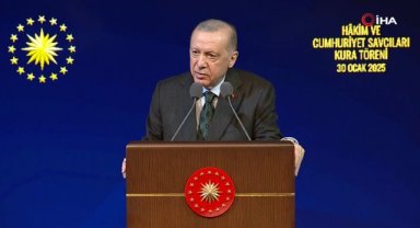 Cumhurbaşkanı Erdoğan: ”Türk milleti adına karar verenlere ise kimse ayar veremez”