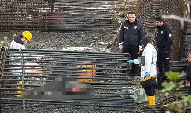 Gaziosmanpaşa’da üstüne 1 tonluk kepçe kovası düşen işçi öldü; arkadaşları sinir krizi geçirdi