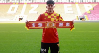 Göztepe, Furkan Bayır’ı kadrosuna kattığını açıkladı