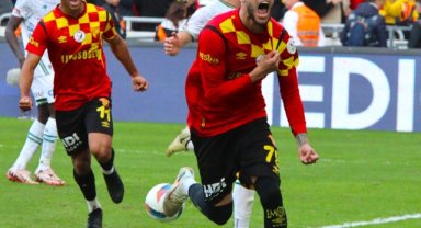 Göztepeli Romulo, 3 büyükler karşısında dikkatleri çekti