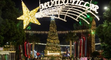 İzmir 2025’i Kültürpark’ta coşkuyla karşıladı