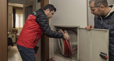 İzmir İtfaiyesi’nin otel denetimleri sürüyor